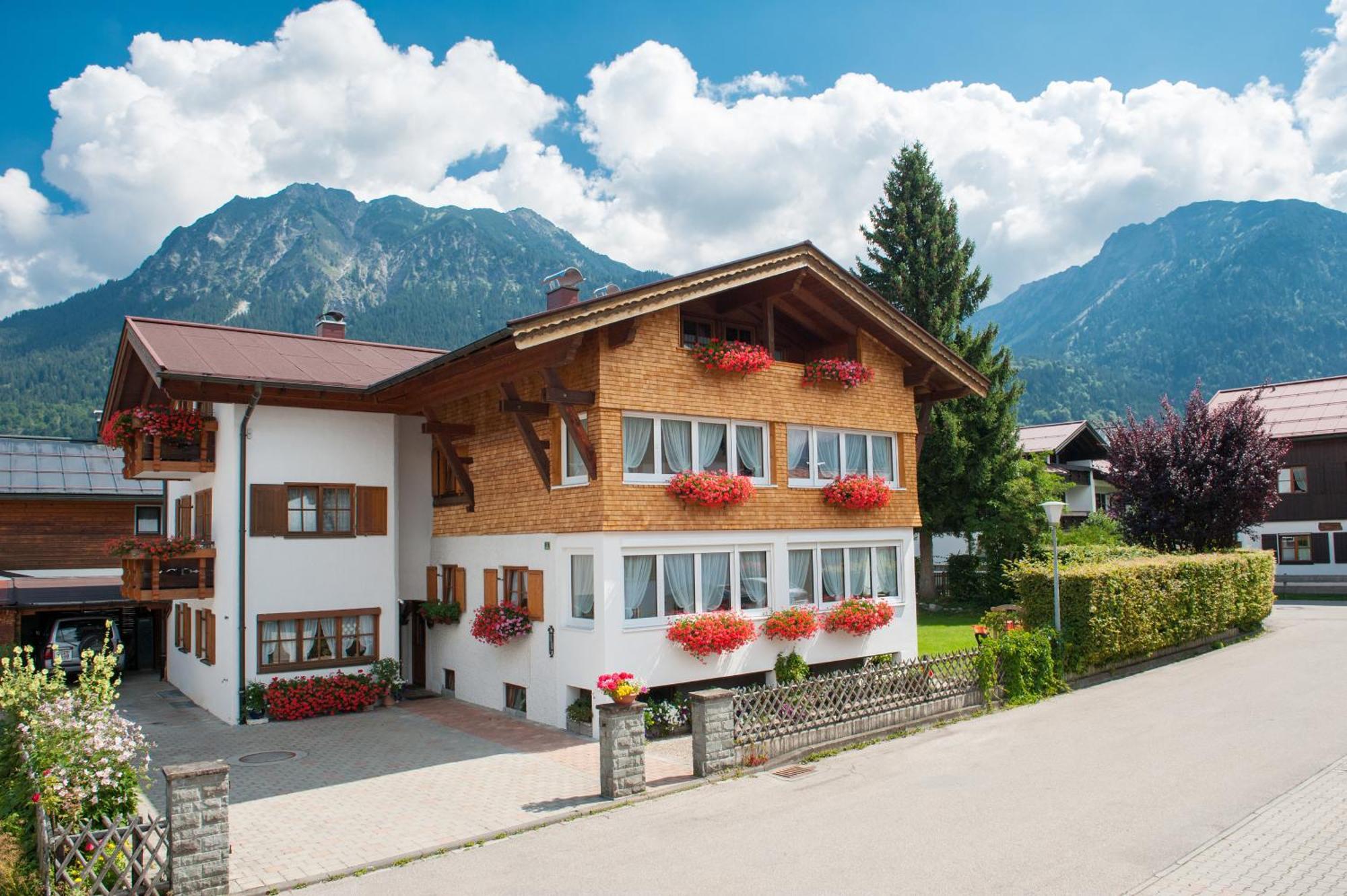 Landhaus Mayer Oberstdorf Exterior foto